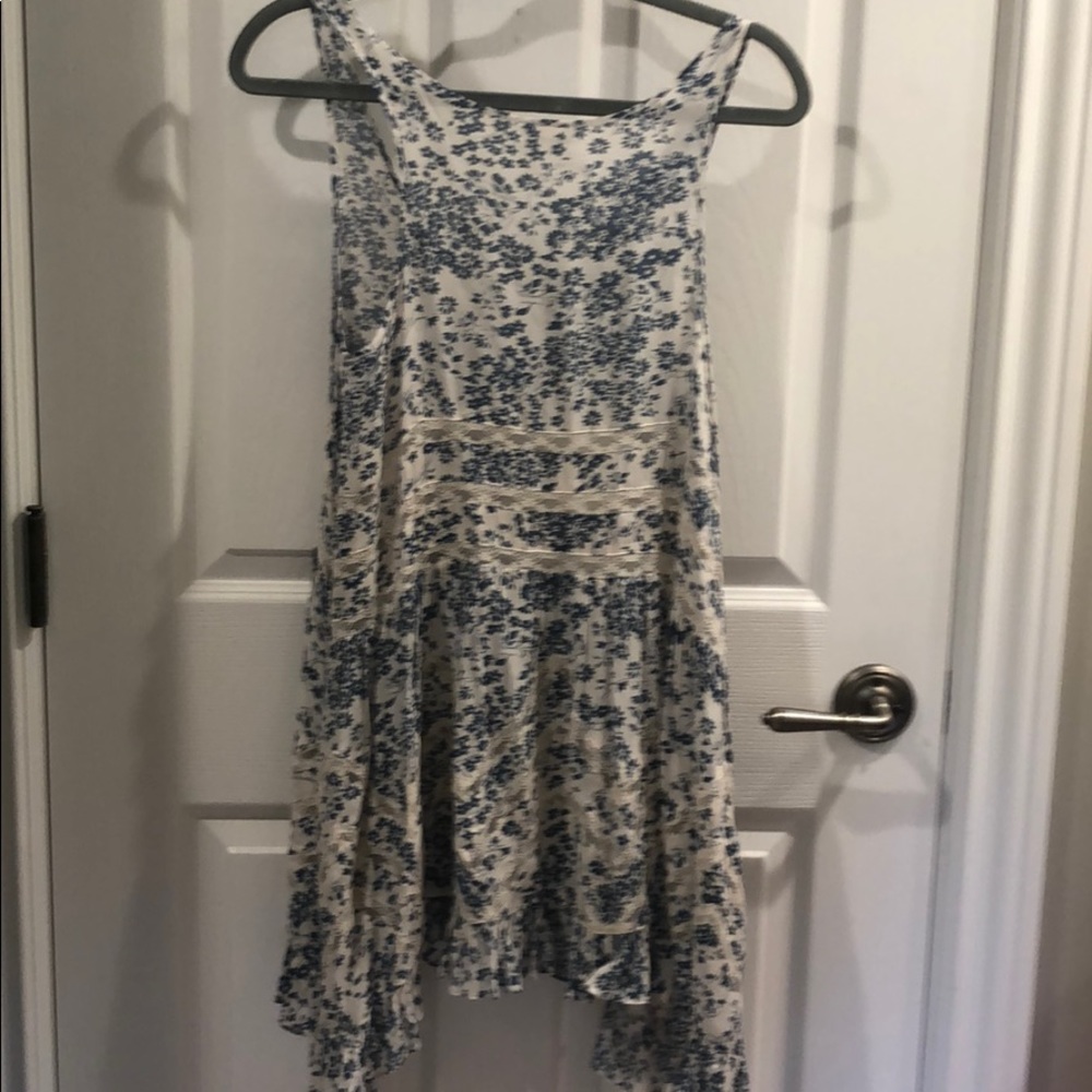Floral slip - Picture 2 of 3
